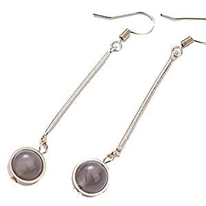 Simple gray pearl earrings